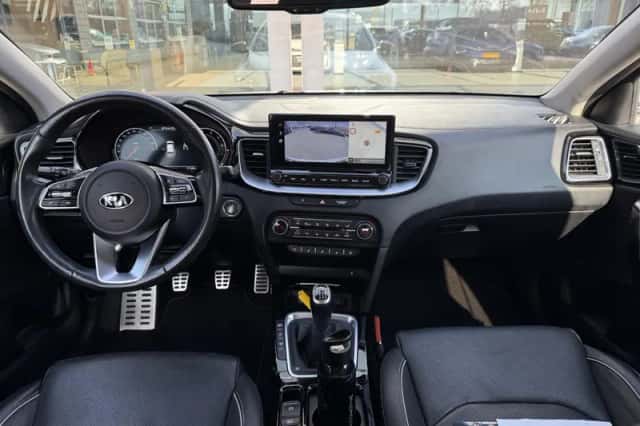 Kia XCeed (2022) thumbnail 3