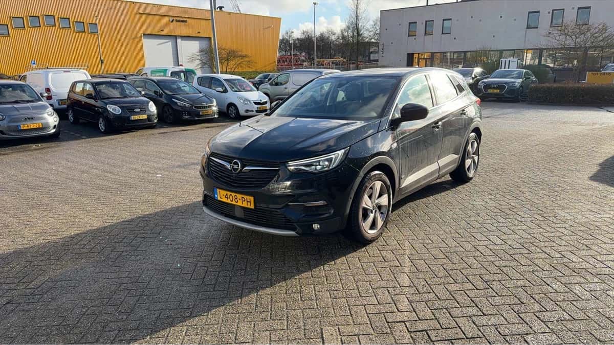 Opel Grandland X (2021) — foto 1