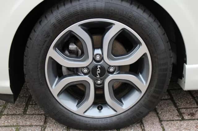 Kia Picanto (2024) thumbnail 6