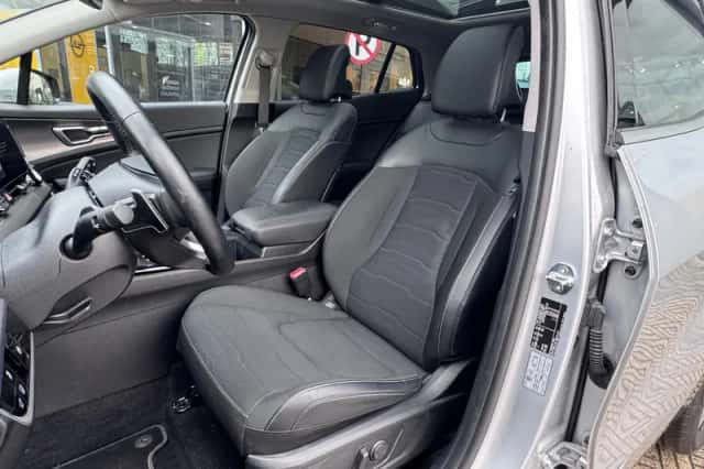 Kia Sportage (2024) thumbnail 5