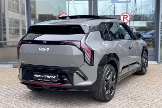 Kia EV3 (2026) thumbnail 2