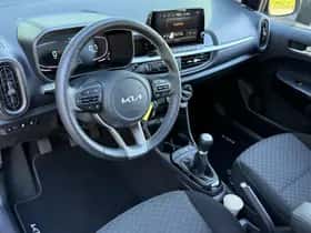 Kia Picanto (2025) thumbnail 5