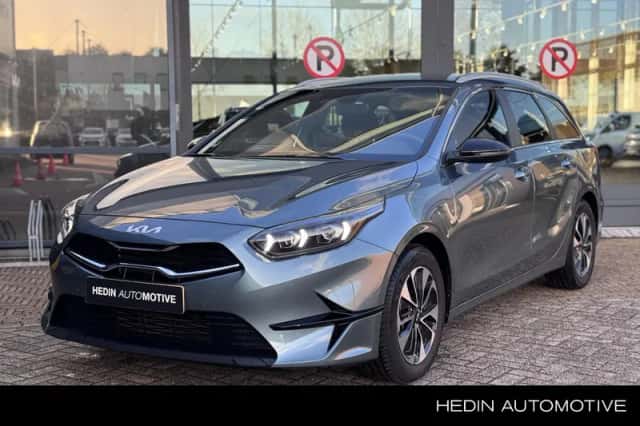 Kia Ceed Sportswagon (2025) thumbnail 1
