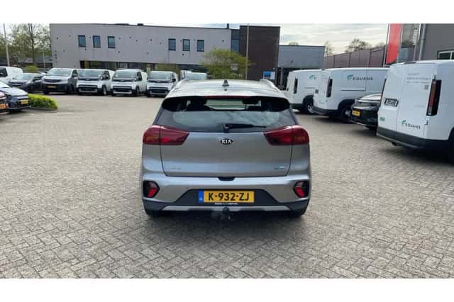 Kia Niro (2021) thumbnail 3