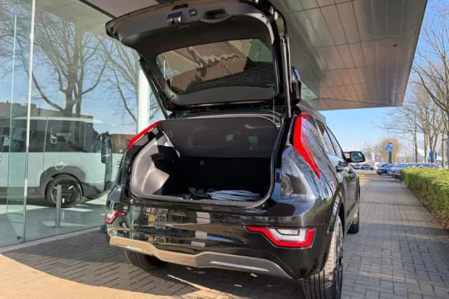 Kia Niro EV (2025) thumbnail 12