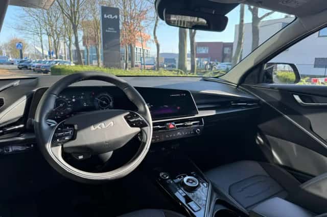 Kia Niro EV (2025) thumbnail 8