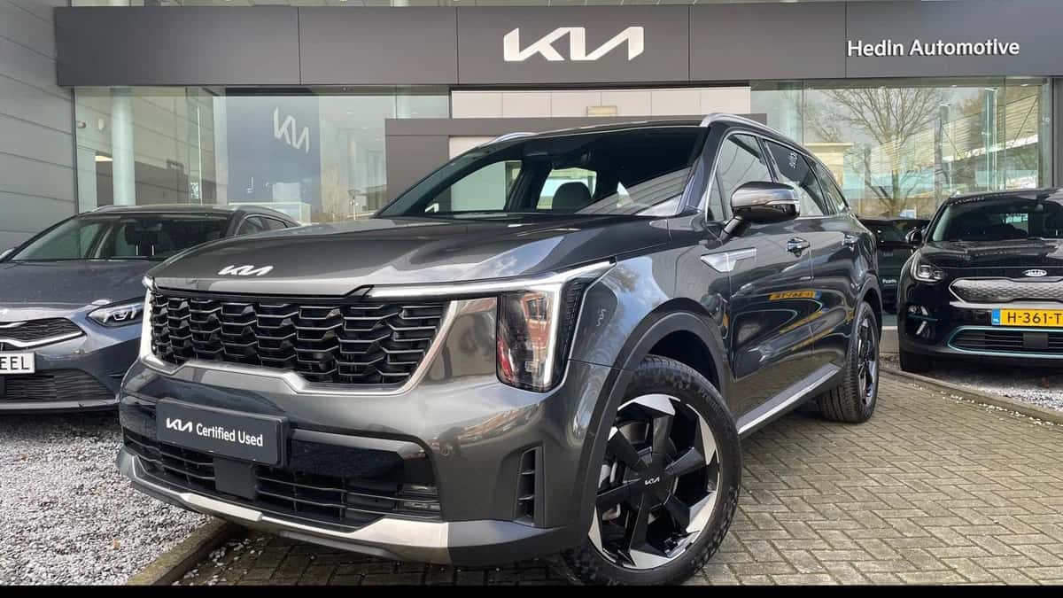 Kia Sorento (2025) — foto 1