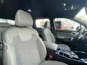 Kia Sorento (2025) thumbnail 15