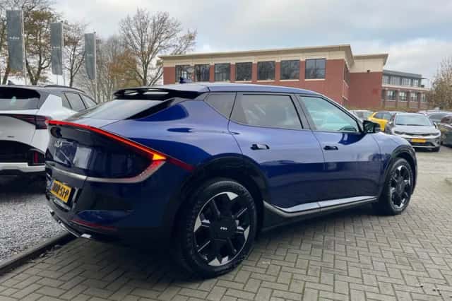 Kia EV6 (2025) thumbnail 4