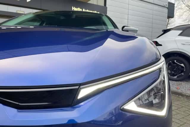 Kia EV6 (2025) thumbnail 8