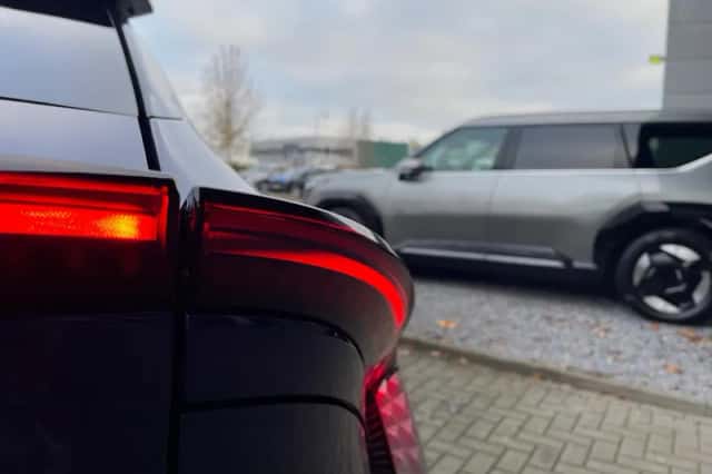 Kia EV6 (2025) thumbnail 10