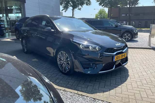 Kia Ceed Sportswagon (2025) thumbnail 3