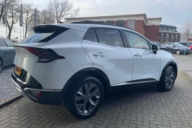 Kia Sportage (2024) thumbnail 5