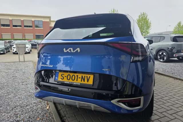 Kia Sportage (2023) thumbnail 5