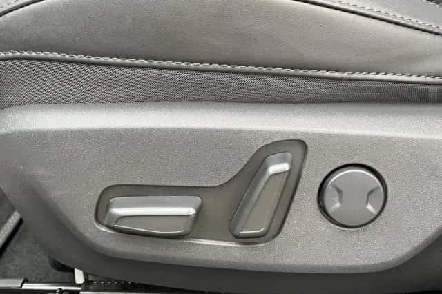 Kia Niro EV (2025) thumbnail 17