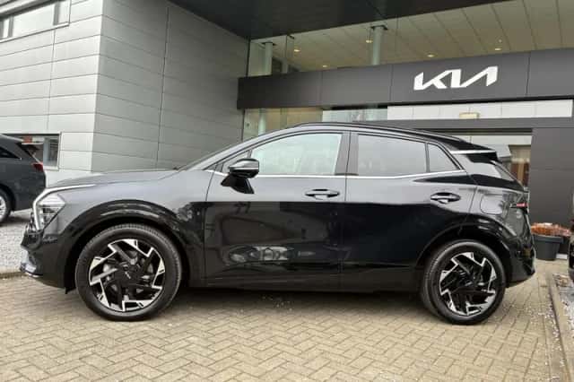 Kia Sportage (2023) thumbnail 2