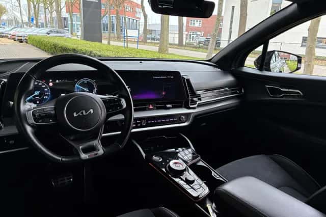 Kia Sportage (2023) thumbnail 6