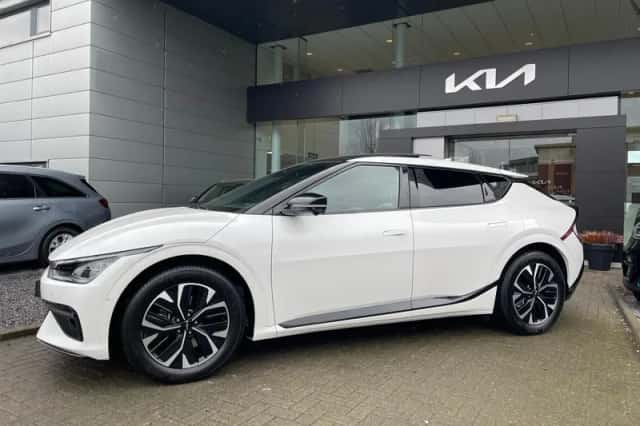 Kia EV6 (2024) thumbnail 2