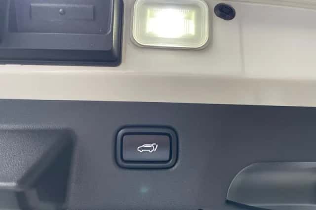 Kia EV6 (2024) thumbnail 11