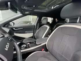 Kia EV6 (2024) thumbnail 13