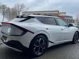 Kia EV6 (2024) thumbnail 4