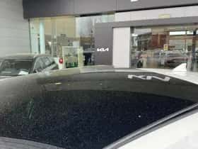 Kia EV6 (2024) thumbnail 8