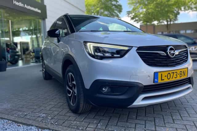 Opel Crossland X (2018) thumbnail 3