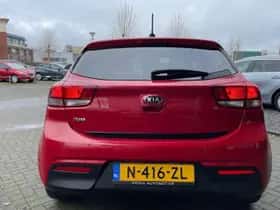 Kia Rio (2017) thumbnail 7