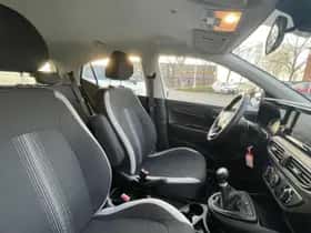 Hyundai i10 (2023) thumbnail 13