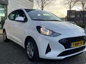 Hyundai i10 (2023) thumbnail 3