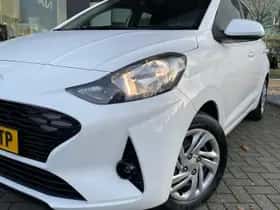 Hyundai i10 (2023) thumbnail 8
