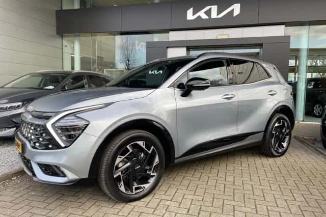 Kia Sportage (2023) thumbnail 2