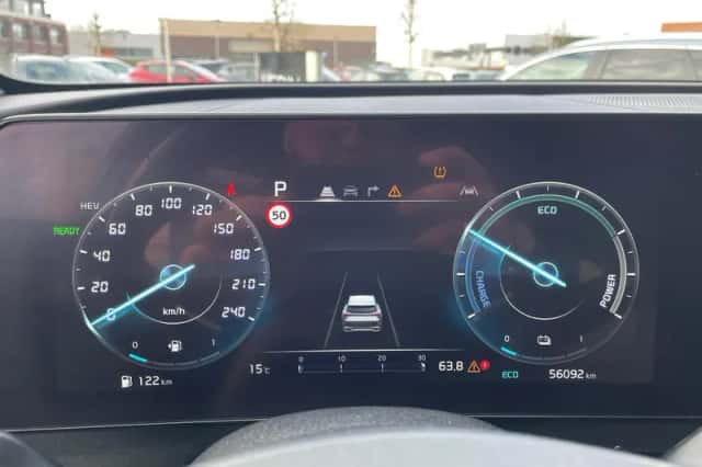 Kia Sportage (2023) thumbnail 19