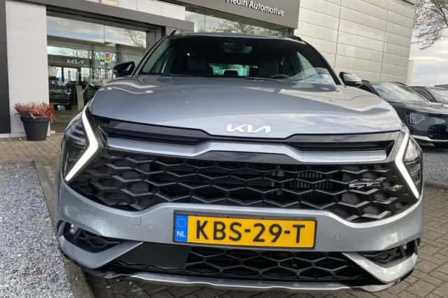 Kia Sportage (2023) thumbnail 4