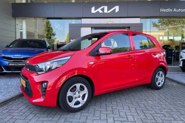 Kia Picanto (2022) thumbnail 2