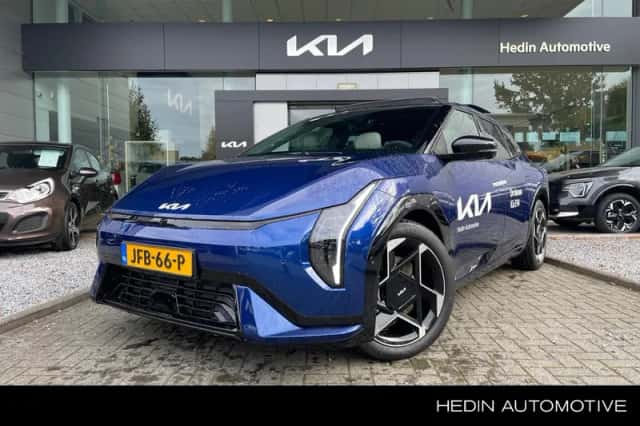 Kia EV4 (2025) thumbnail 1