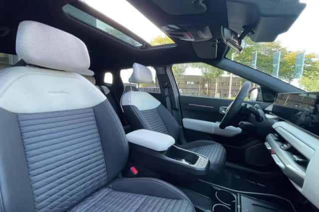 Kia EV4 (2025) thumbnail 13