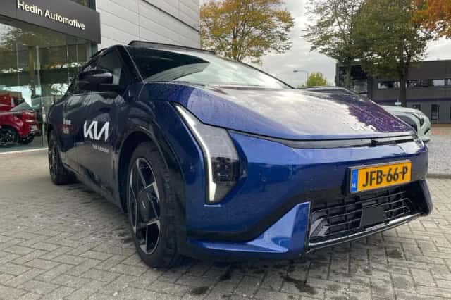 Kia EV4 (2025) thumbnail 3