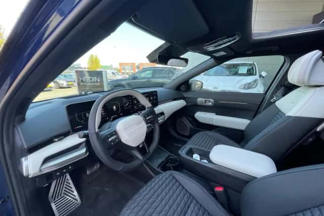 Kia EV4 (2025) thumbnail 9