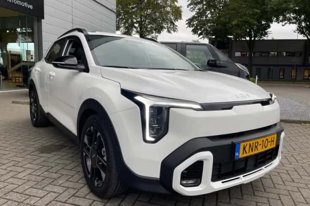Kia Stonic (0) thumbnail 3