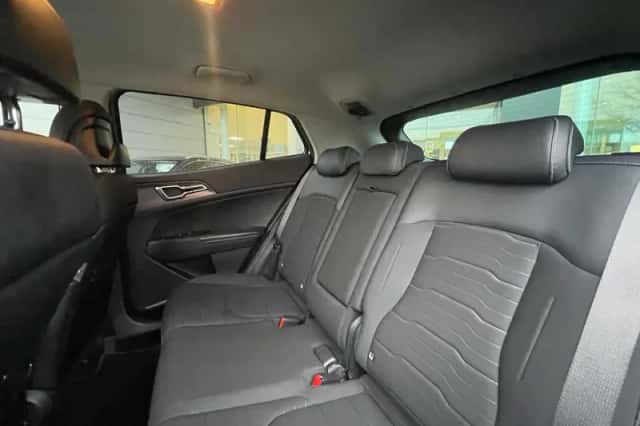 Kia Sportage (2023) thumbnail 12