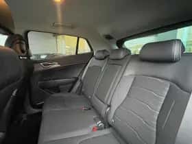 Kia Sportage (2023) thumbnail 12