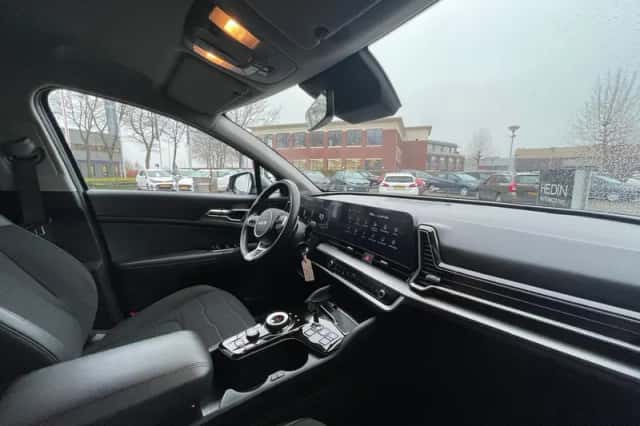 Kia Sportage (2023) thumbnail 15