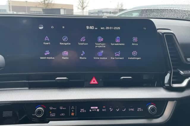 Kia Sportage (2023) thumbnail 23