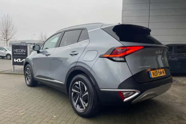 Kia Sportage (2023) thumbnail 5