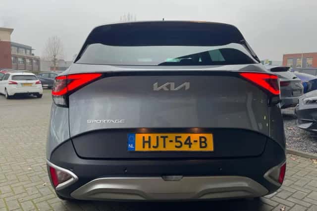 Kia Sportage (2023) thumbnail 7