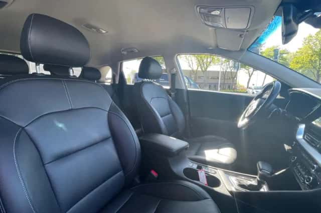 Kia Niro (2021) thumbnail 12