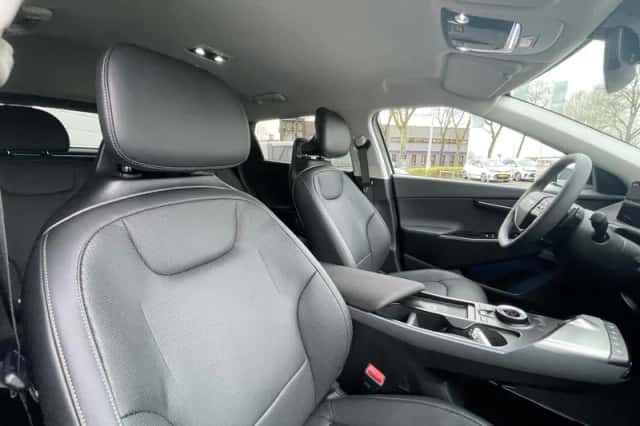 Kia EV6 (2026) thumbnail 14