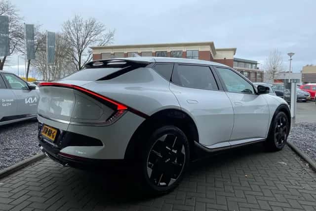 Kia EV6 (2026) thumbnail 5