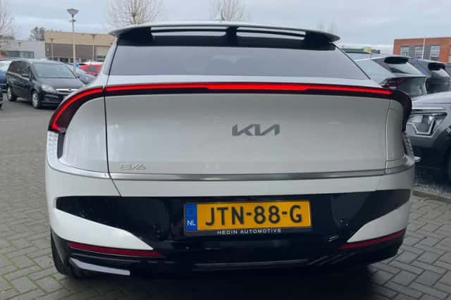 Kia EV6 (2026) thumbnail 8